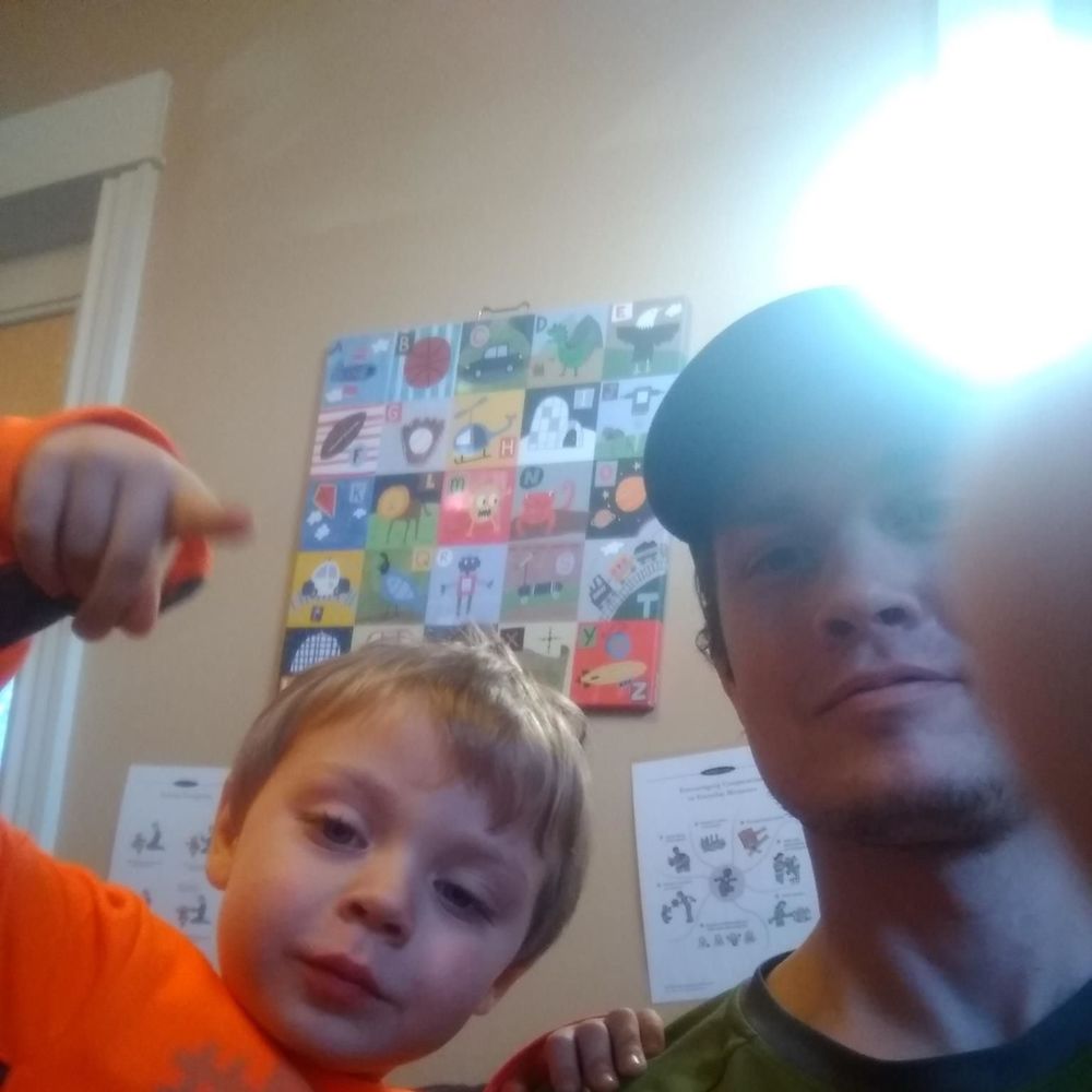 Meet your Posher, Max